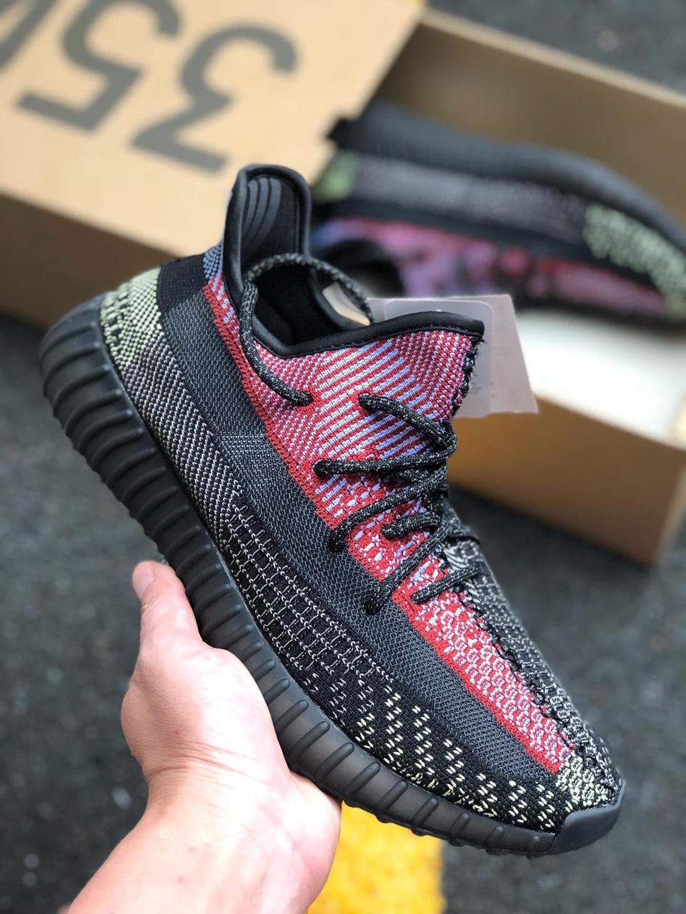Кросівки Adidas Yeezy Boost 350 V2 Holiday, кросівки адідас ізі буст 350 в2, фото 1