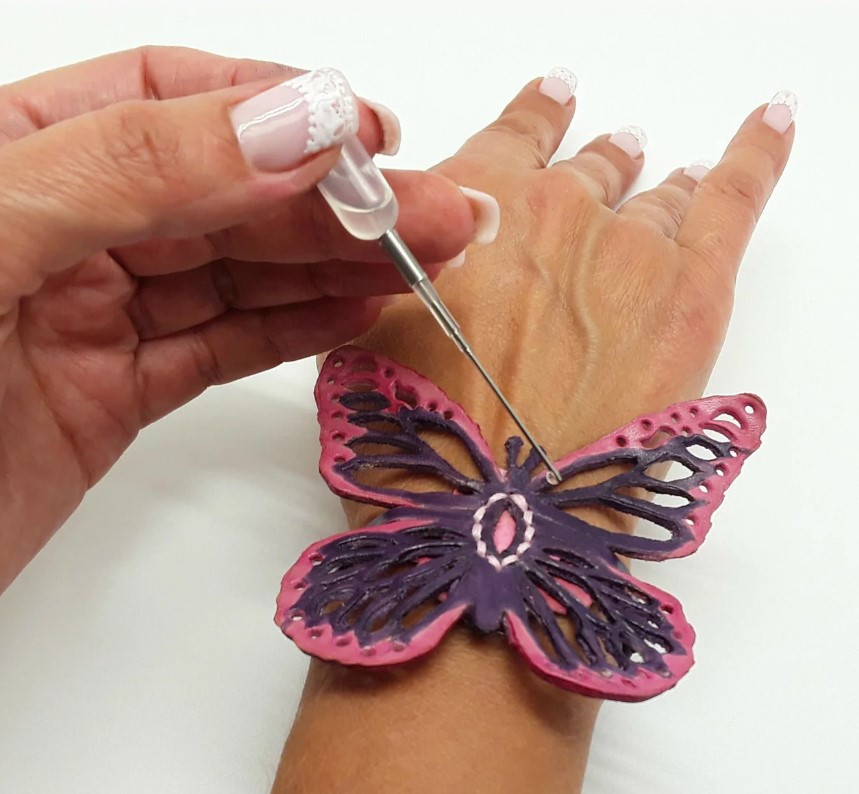 Браслет жіночий «Метелик» з аромадифузором 9108 натуральна шкіра