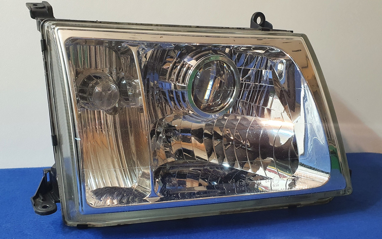 Встановлення Bi_Xenon і LED лінз Toyota Land Cruiser 100 1998 — 2004