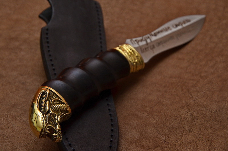 Нож ручной работы "Чужой" 140х29х4мм из нержавеющей стали и рукоятью из граба, фото 1