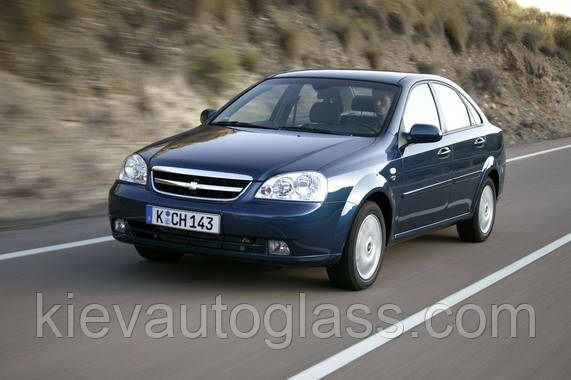 Лобове скло на CHEVROLET LACETTI