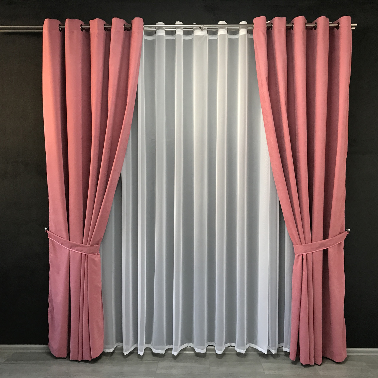 Готові штори Рожеві однотонні з мікровелюру з шифоновим тюлем на люверсах 200*270 см, модні оксамитові портьєри для спальні, фото 1