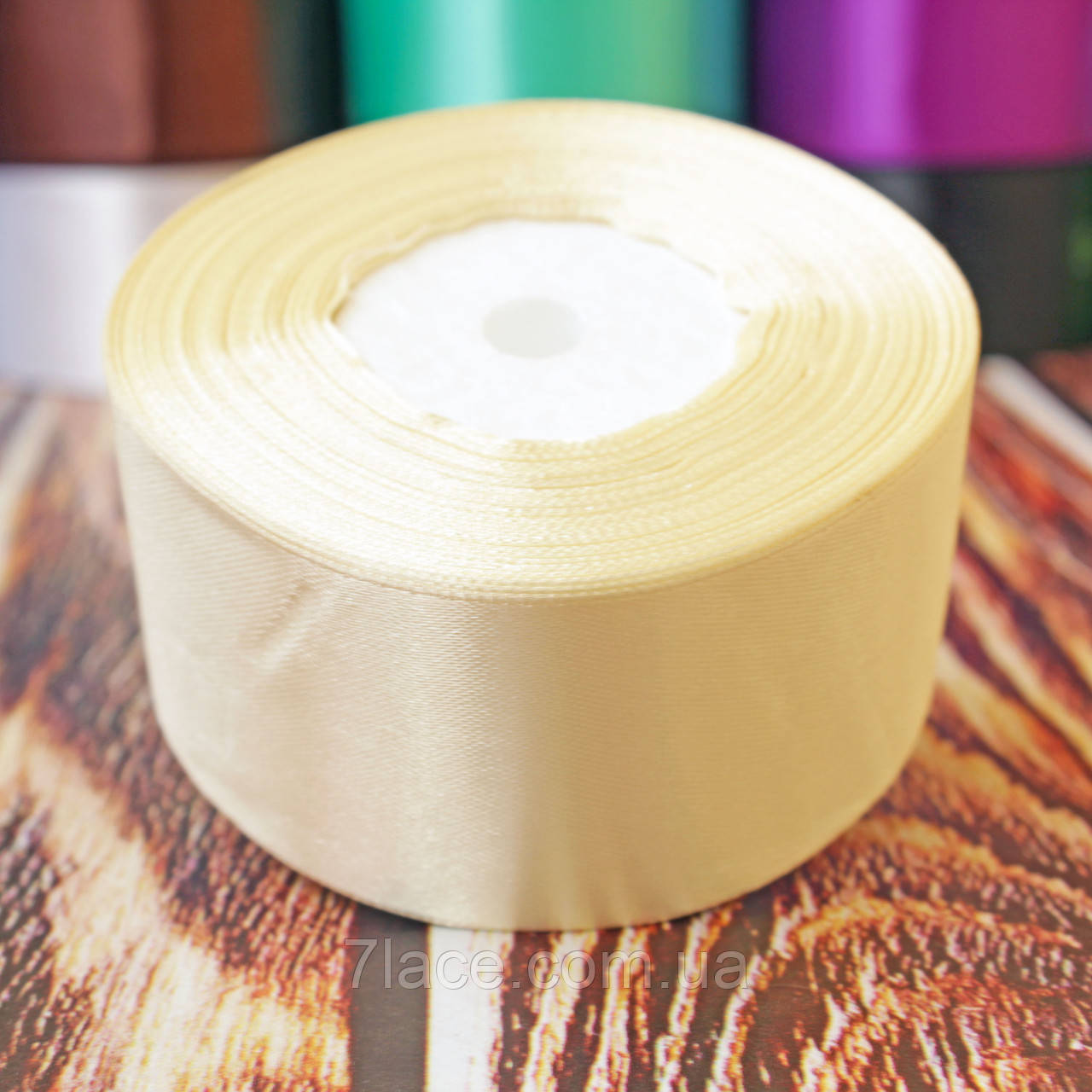 Стрічка атласна однотонна / колір КРЕМОВИЙ / ширина 4,0 см / бобіна 23 м, фото 1