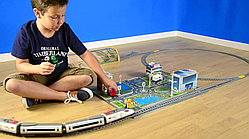 Залізниця Pequetren Renfe AVE 720 довжиною 6,5 м, форми вісімка, коло, овал (Іспанія)