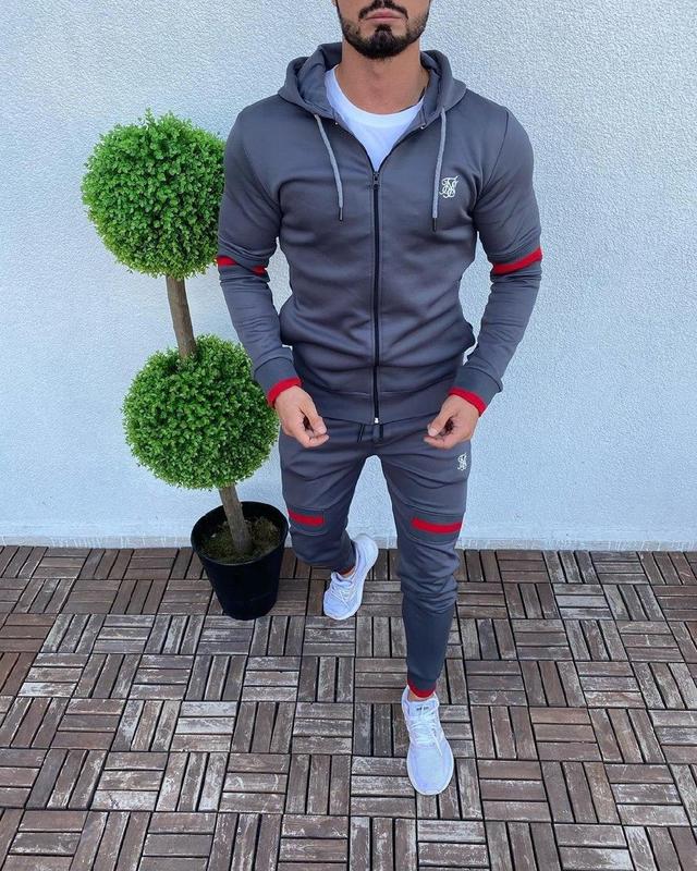 Спортивный костюм Sik Silk Спортивный костюм Sik Silk