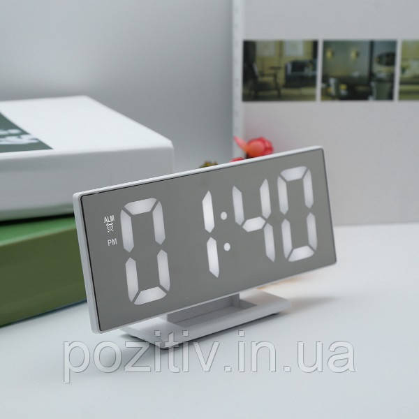 Електронні настільні дзеркальні LED годинник з будильником і термометром UKC DS-3618L White