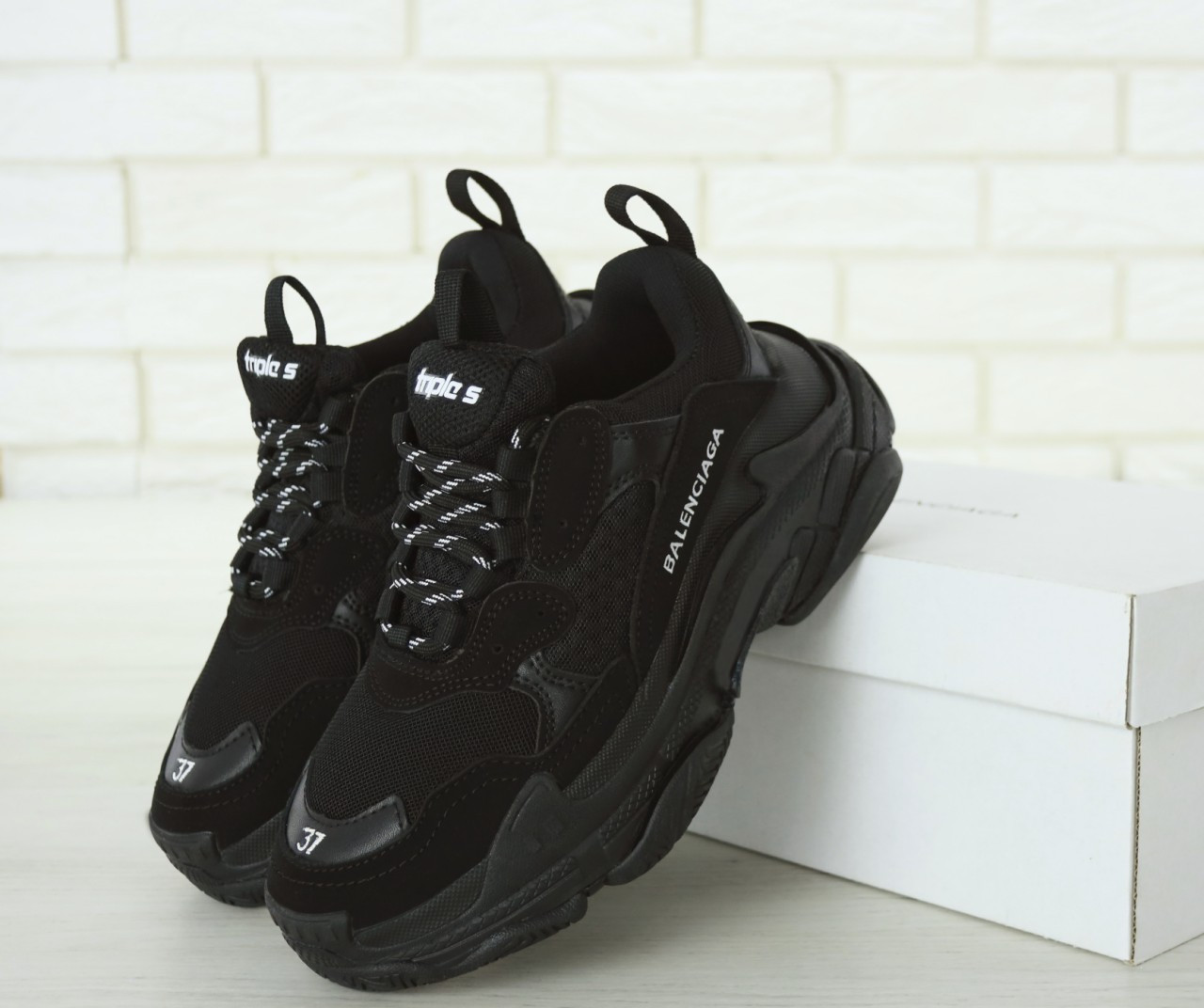 Кросівки чоловічі та жіночі Balenciaga Triple S Black взуття Баленсіага Тріпл С чорні