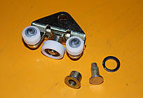 Ролик бічних дверей НІЖНІЙ на Фольксваген транспортер Т4 для зсувний (без кронш.) VW transporter t4  02-033