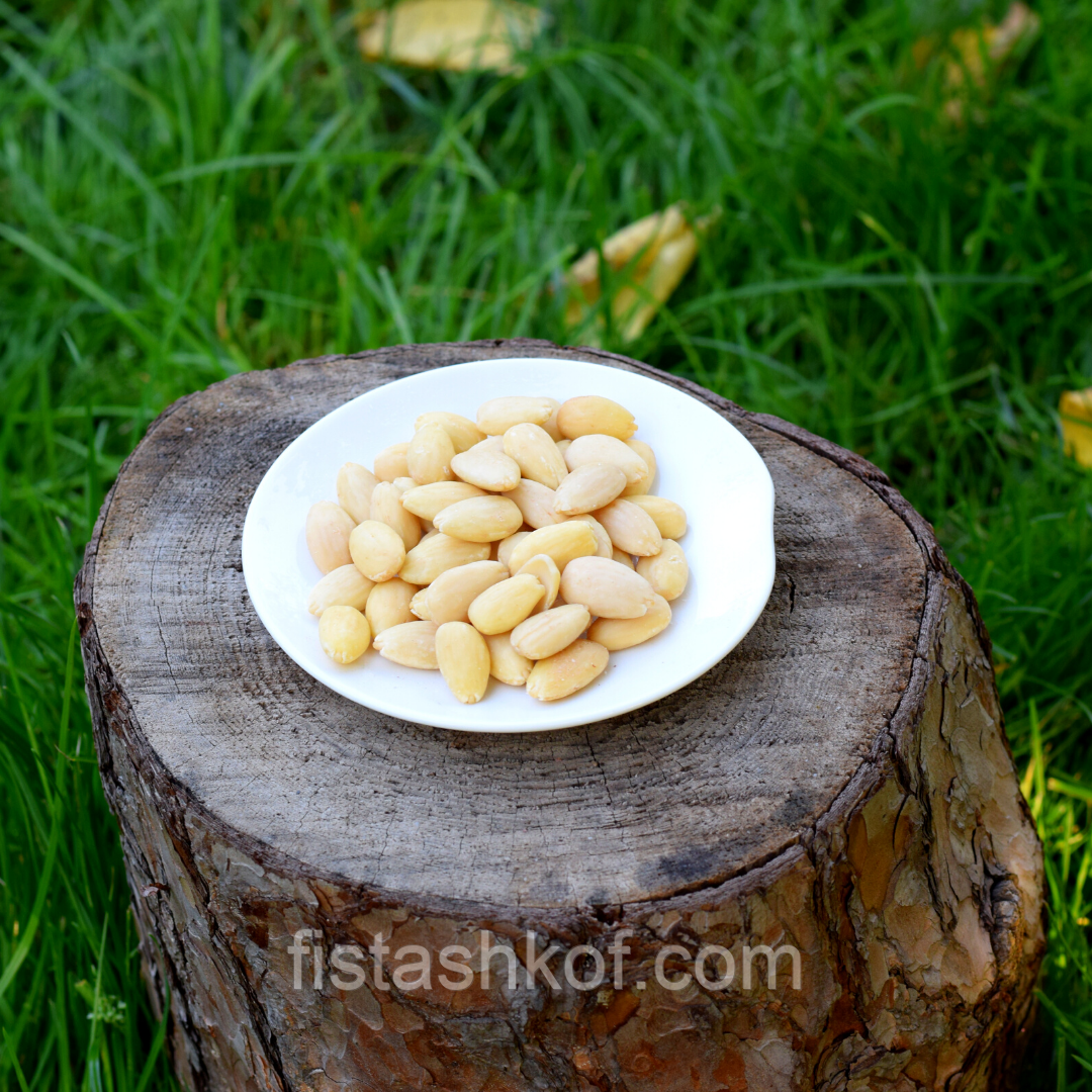 Мигдаль бланшований