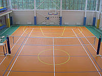 Укладання спортивного лінолеуму