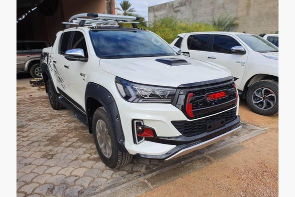 Передня оптика Lexus-designs (2 шт) Toyota Hilux 2015<unk> рр.