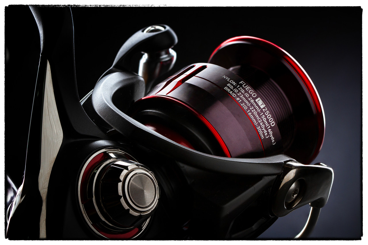 Котушка спінінгова DAIWA 20 FUEGO LT 2000