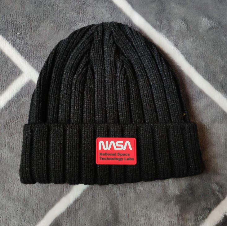 Шапка NASA чорна