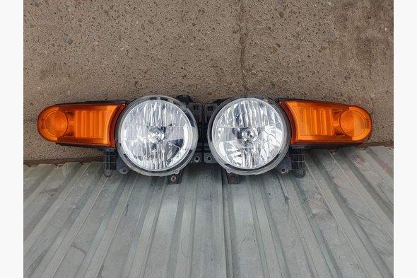 Передній поворотник Б/У (правий, 1 шт., без фари, оригінал) Toyota FJ Cruiser