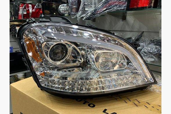 Передня оптика (2 шт., світла) Mercedes ML W164