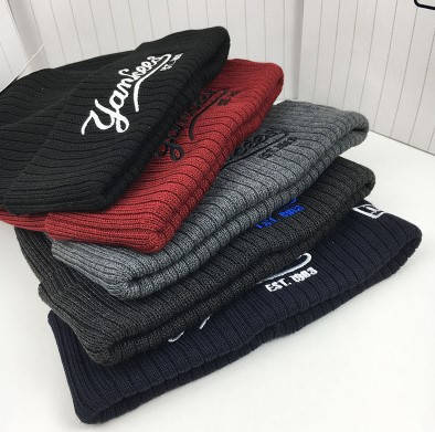 Шапка Тепла Зимова New York Yankees Нью-Йорк Янкіс Чорна з білим лого, фото 2