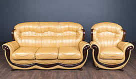 Комплект класичної м'яких меблів диван і крісло "Джове" у шкірі