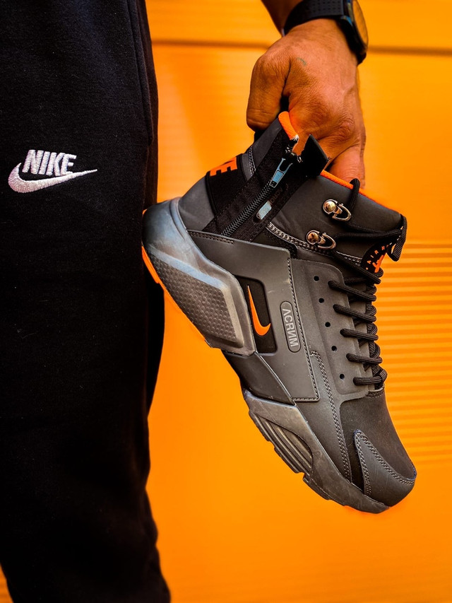 Чоловічі зимові кросівки Nike Huarache Winter