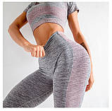 Спортивний костюм жіночий для фітнесу. Комплект безшовний (топ, легінси), розмір M (сірий з білим), фото 3