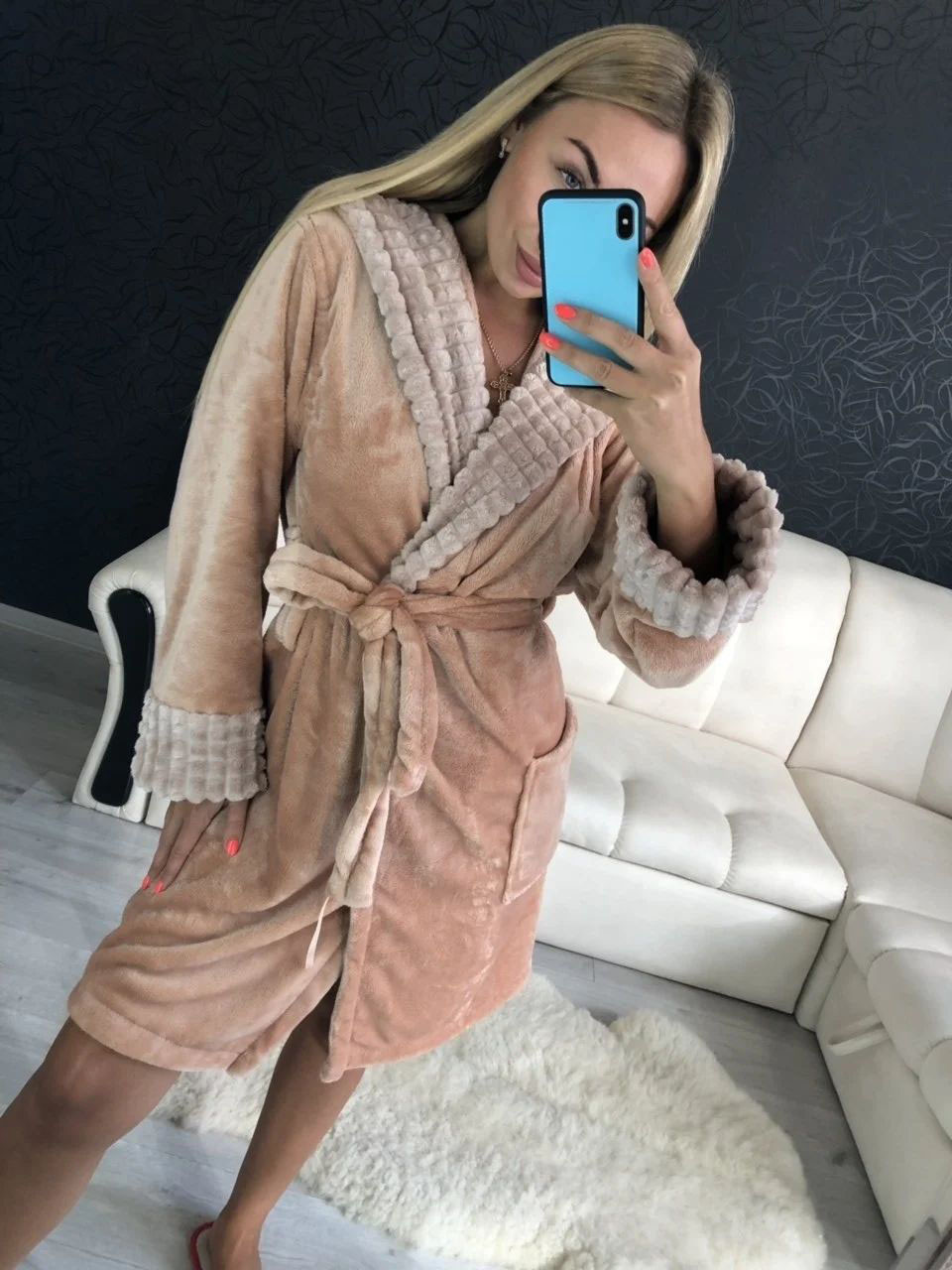 Жіночий плюшевий і дуже м'який домашній халат, фото 1