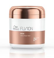 Маска для інтенсивного відновлення волосся Wella Professionals Fusion Intense Repair 150 мл