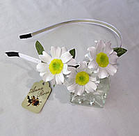 Обруч для волосся з білими квітами з фоамирана ручної роботи "Ромашки"