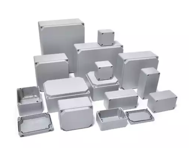 Алюмінієвий розподільний ящик, коробка алюмінієва, корпус герметичний , бокс, ответвительная коробка клас захисту IP67 