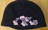 Женская шерстяная шапка с маленькими незабудками Dianna Willi Польша Камни Swarovski, Цветы, Черный1