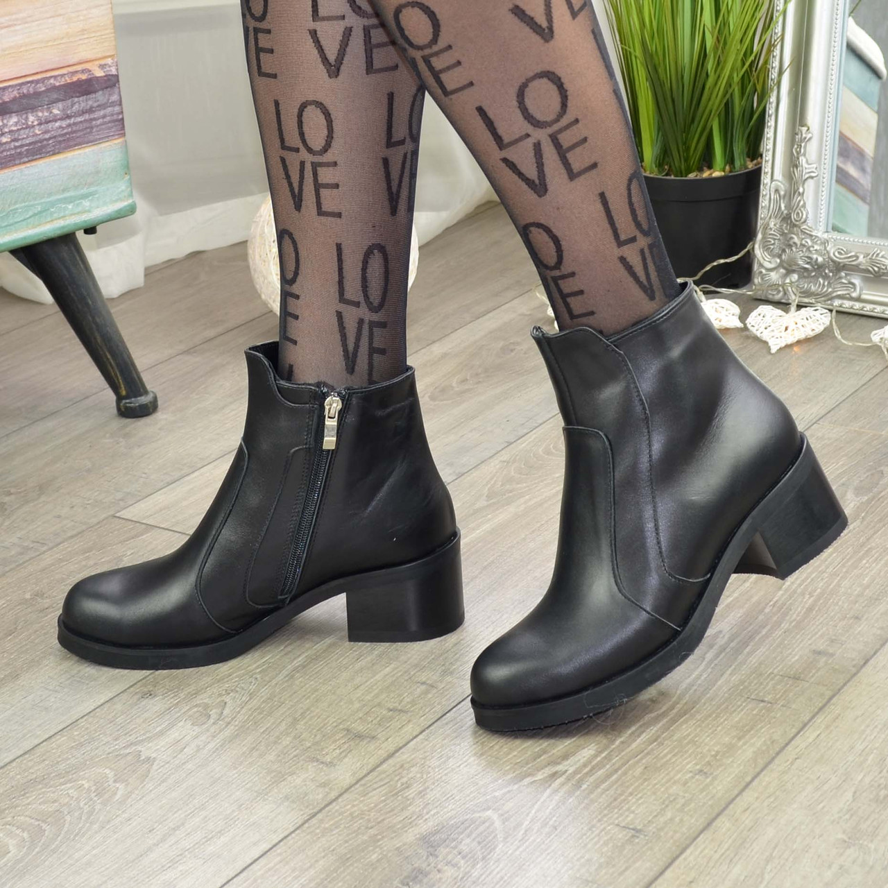 Черевики жіночі класичні шкіряні на невисокому стійкому каблуці, фото 1