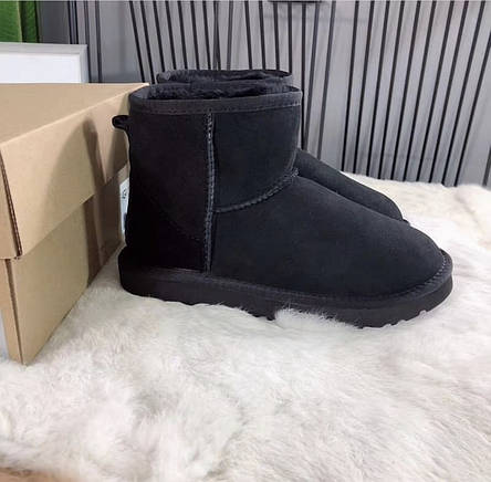 Жіночі чорні замшеві класичні натуральні UGG Australia Mini Black Classic Низькі UGG Мінізамш і овчин, фото 1
