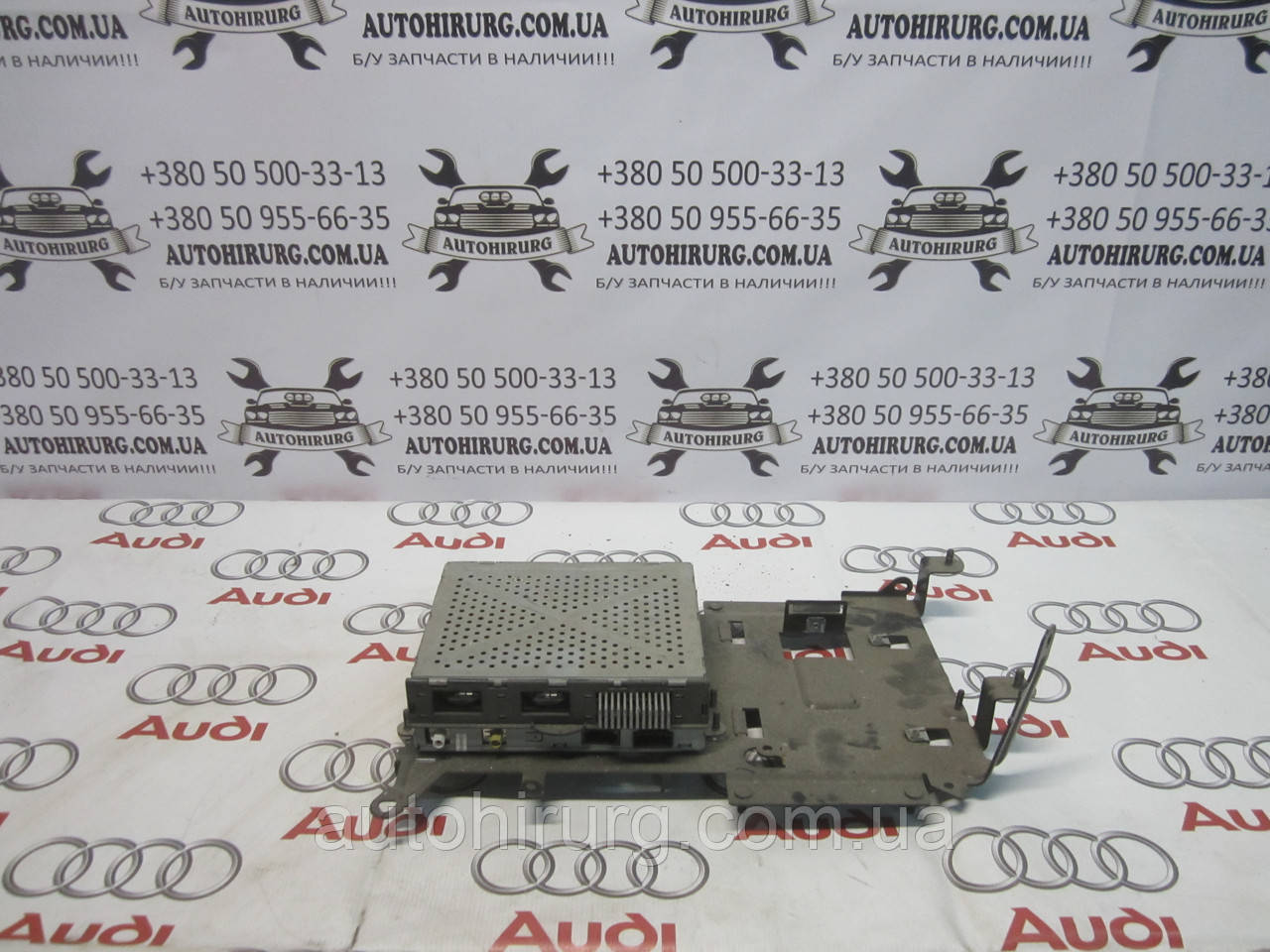 Блок керування магнітолою AUDI A8 D3 (4E0910541)