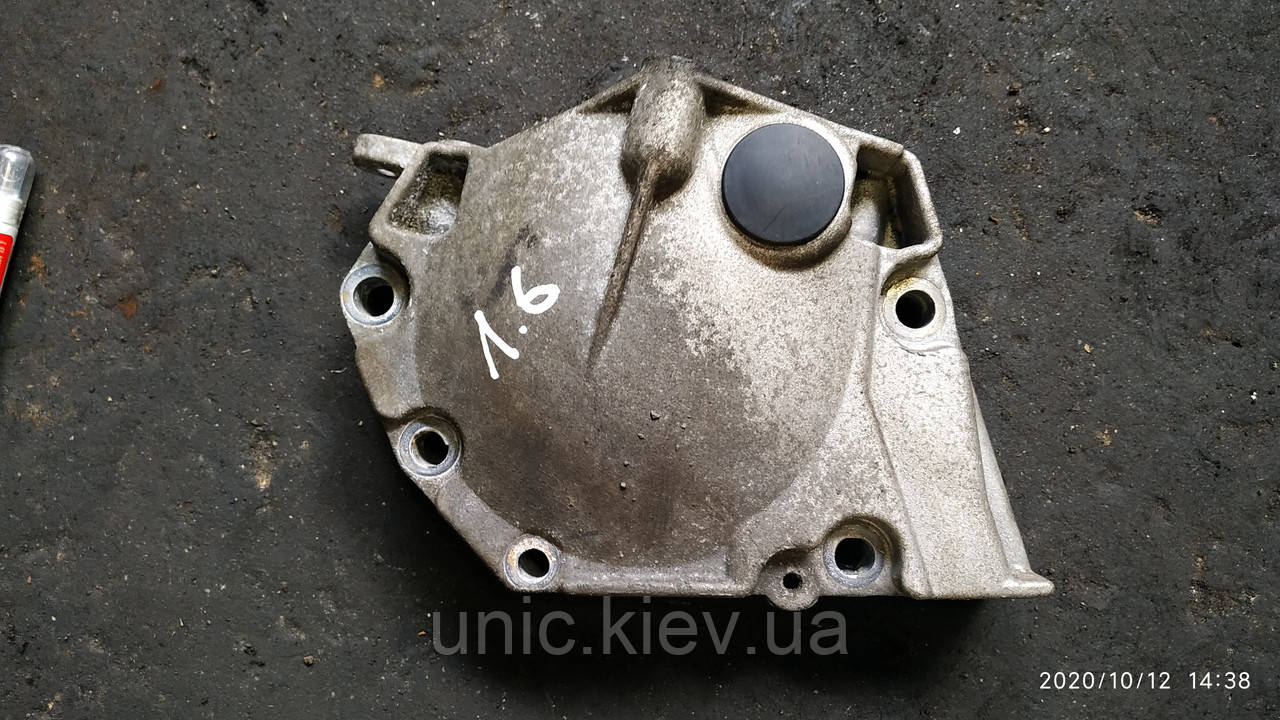 Защита (кожух) ремня ГРМ Рено Логан / Сандеро / Лоджи 1.4 / 1.6 б/у ...