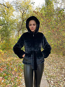 Чорний кожушок із штучного хутра шиншила з капюшоном (р. 42-56) 39sb145