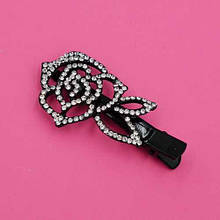 Шпилька для волосся качечка стріла чорний метал троянда з білими стразами 6,5х3 см
