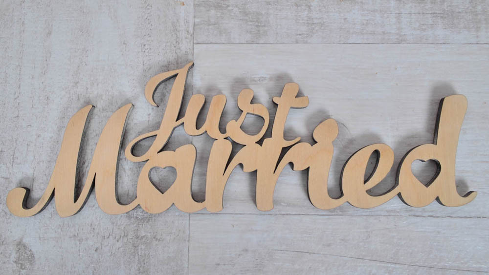 Напис з фанери 0.6 "Just married", 31*10см