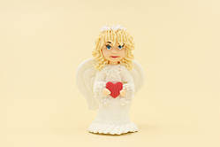 Фігурка з мастики Янголятко
