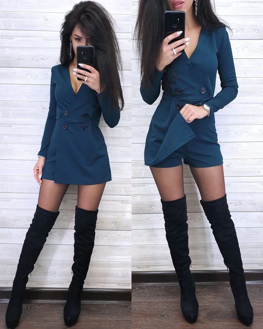 Стильний комбінезон із шортами на запах з імітацією спідниці