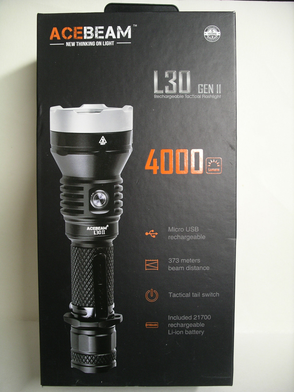 ACEBEAM L30 GEN II 4,000ルーメン ACEBEAM L35｜話題の高性能ブランド。斬新な設計が、マニアを