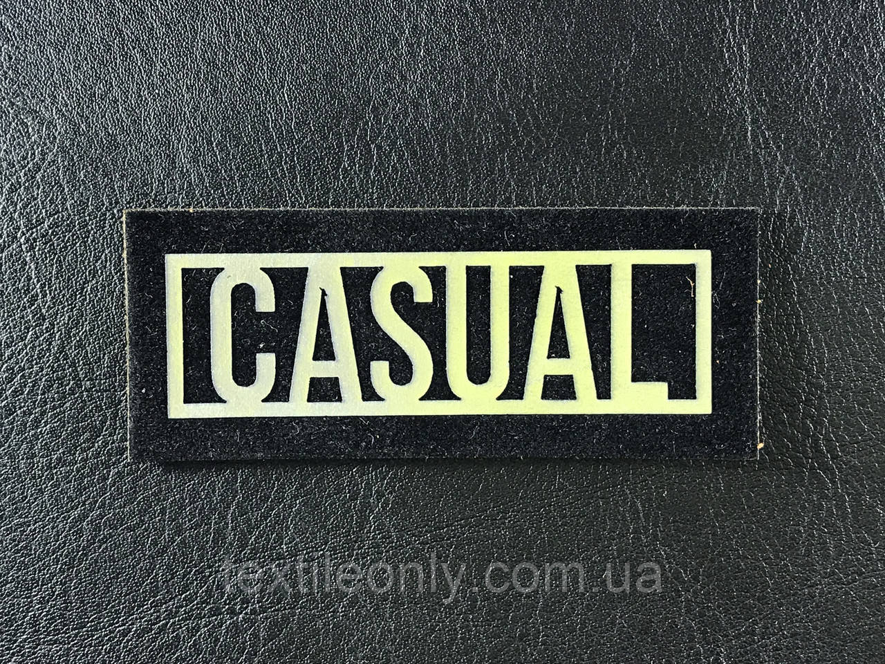 Нашивка Casual 75х30 мм