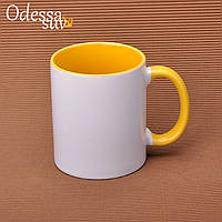 Чашка сублимационная желтая 330мл (цветная внутри и цветная ручка)