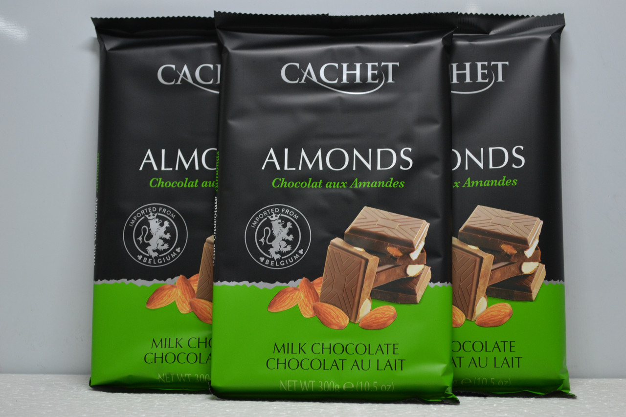 Cachet Молочний 32% з мигдалем (300 г)