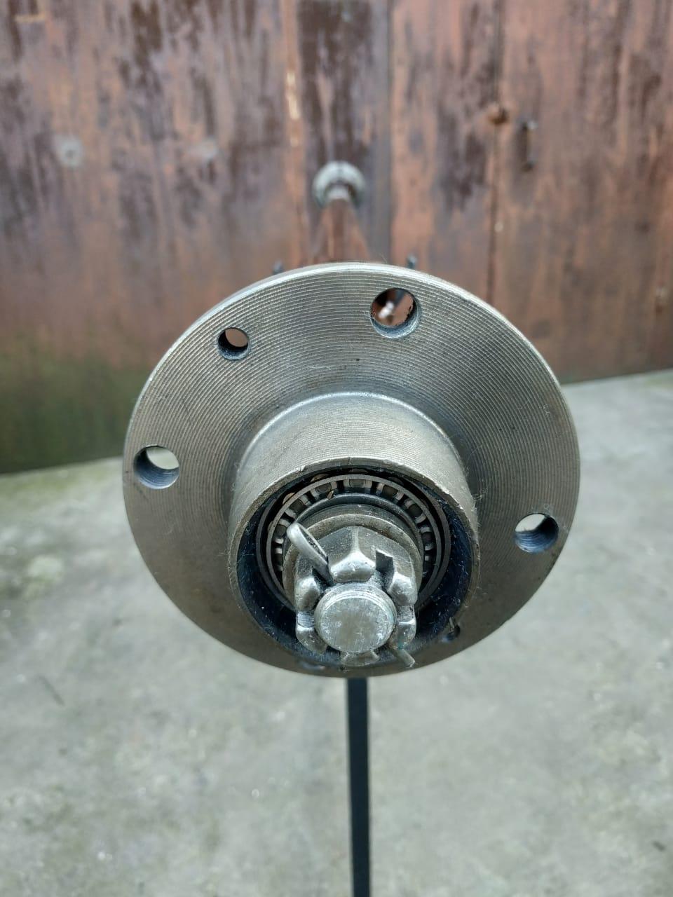 Балка на причіп посилена з маточинами шплинтованными під жигулівське колесо 155Т-2101Р, фото 1