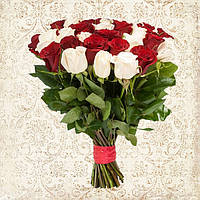 Букет мікс із білих і червоних троянд 25 шт. (50 см)