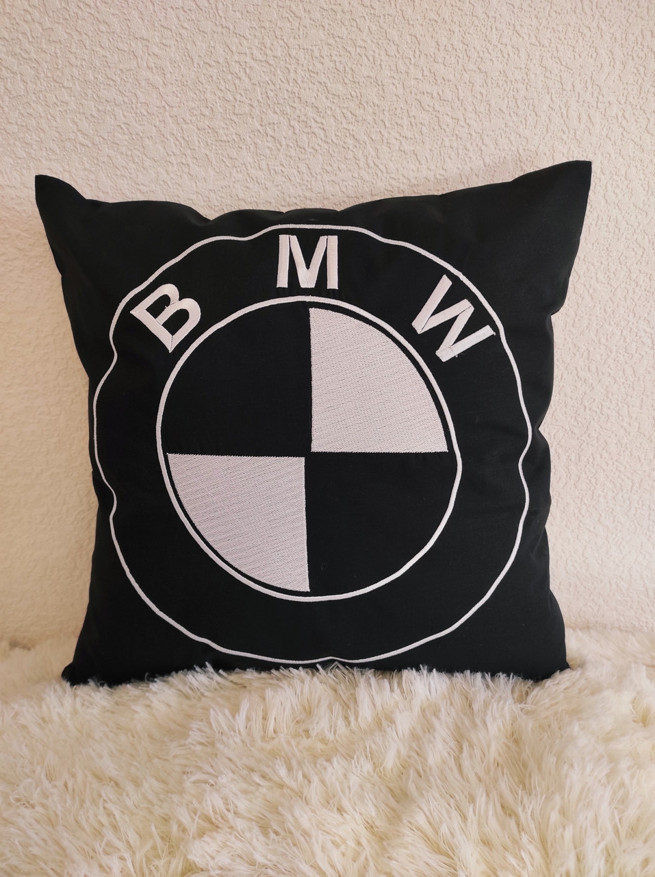 Подарункова подушка BMW
