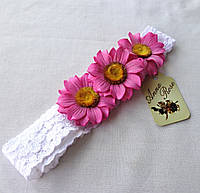 Повязка белая ажурная на голову для девочек с цветами из фоамирана ручной работы "Ромашка Розовая"
