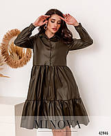 Розкльошені сукні кольору хакі з екошкіри прикрашена оборками, розмір від 42 до 48