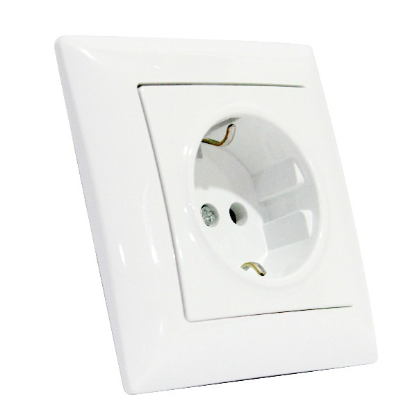 Розетка одинарна із заземленням біла TINA