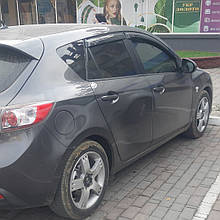 Дефлектори вікон (вітровики) Д/про Mazda 3 (II) 2009-2013 HB