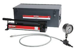 Ручний насосний агрегат високого тиску BETEX AHP 705, включаючи сталевий ящик для зберігання