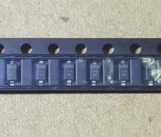 Диод SMD кремниевый 1N4148 (аналог КД522Б) 1206 T4 SOD123 0.15A 100V W1 ...
